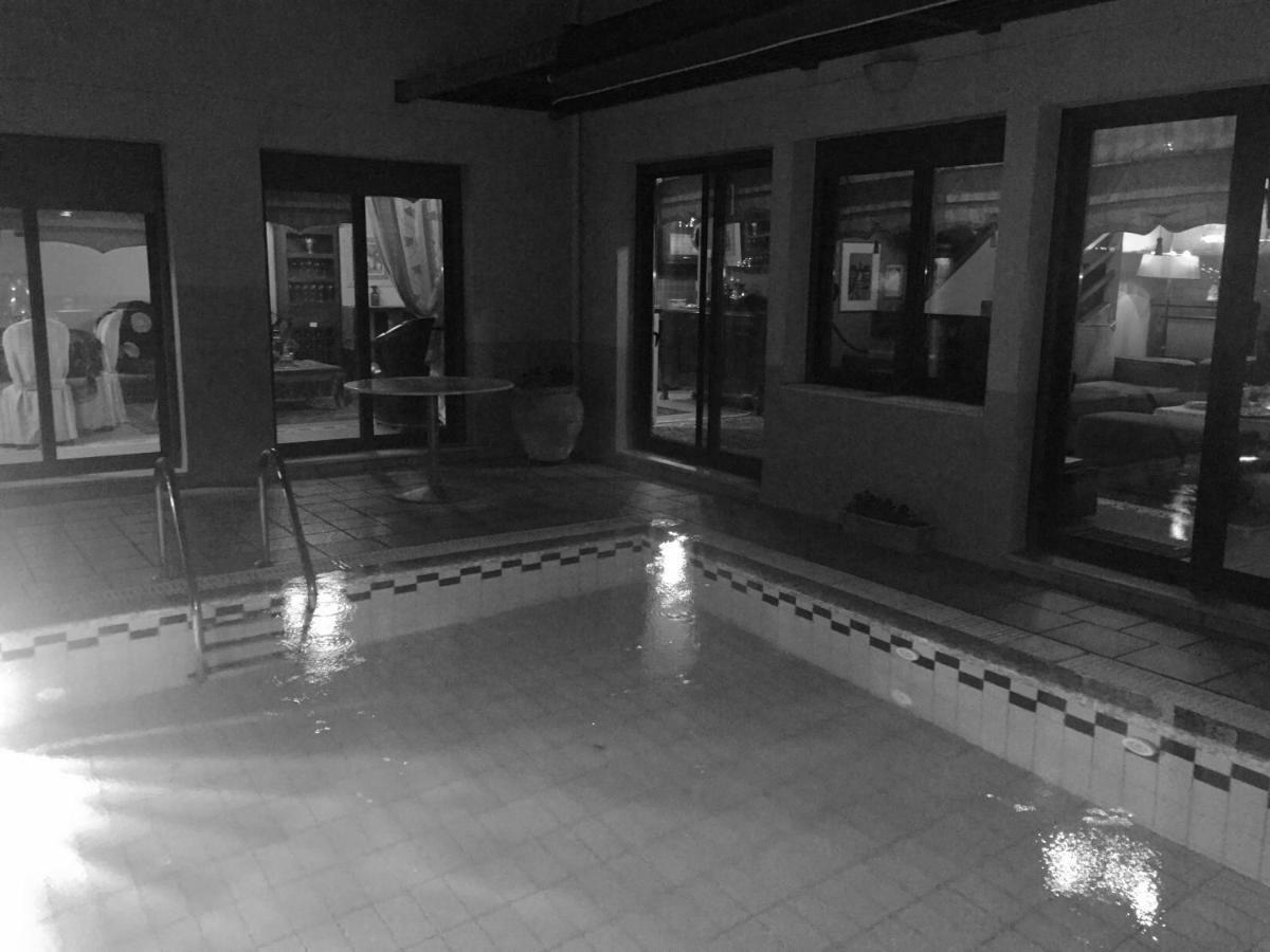 4-Seasons Pool Villa Near Meteora Trikala  Exterior photo